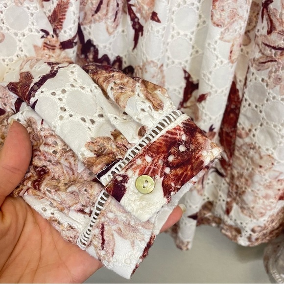 En Saison White Floral Lace Ruffle Long Sleeve Blouse Size Small - Picture 8 of 12